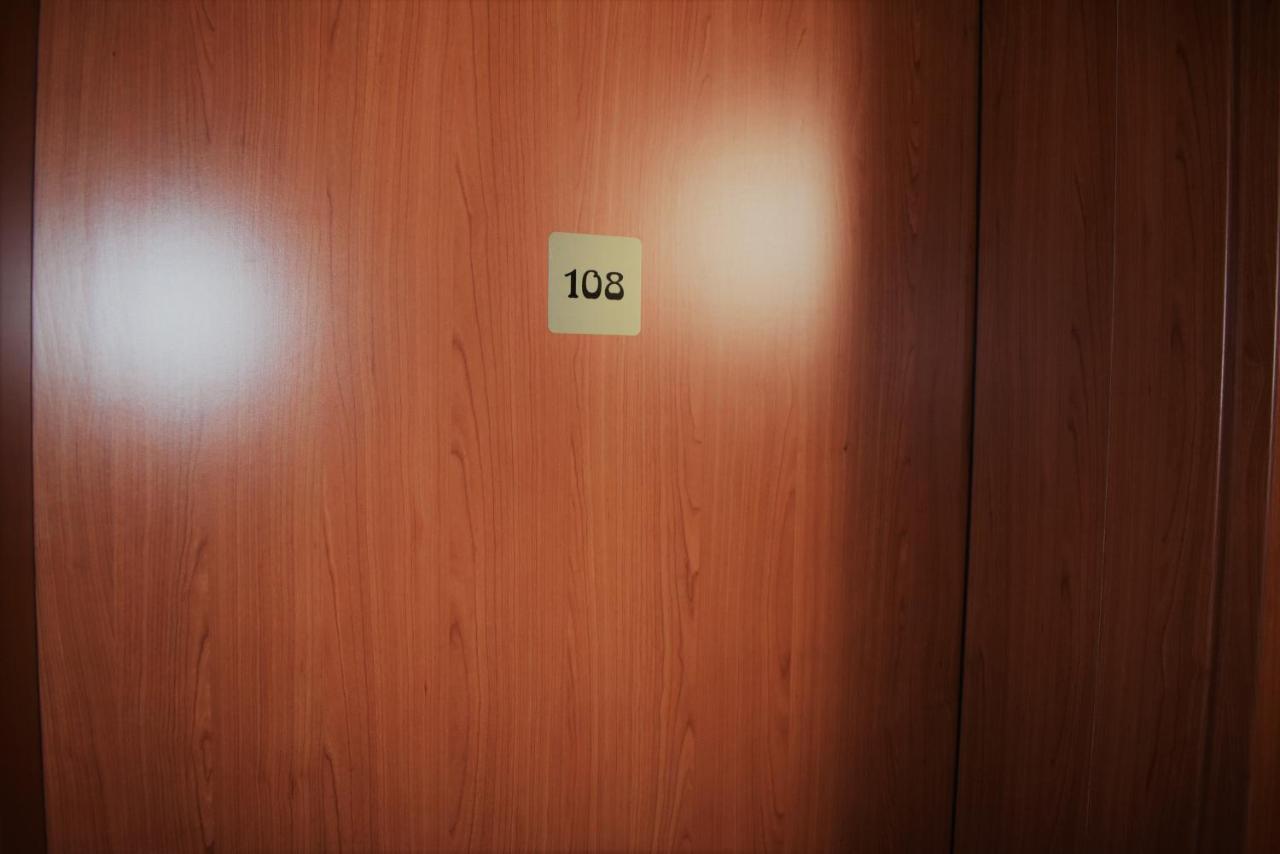 Motel Roubenka Tyniste nad Orlici Екстер'єр фото