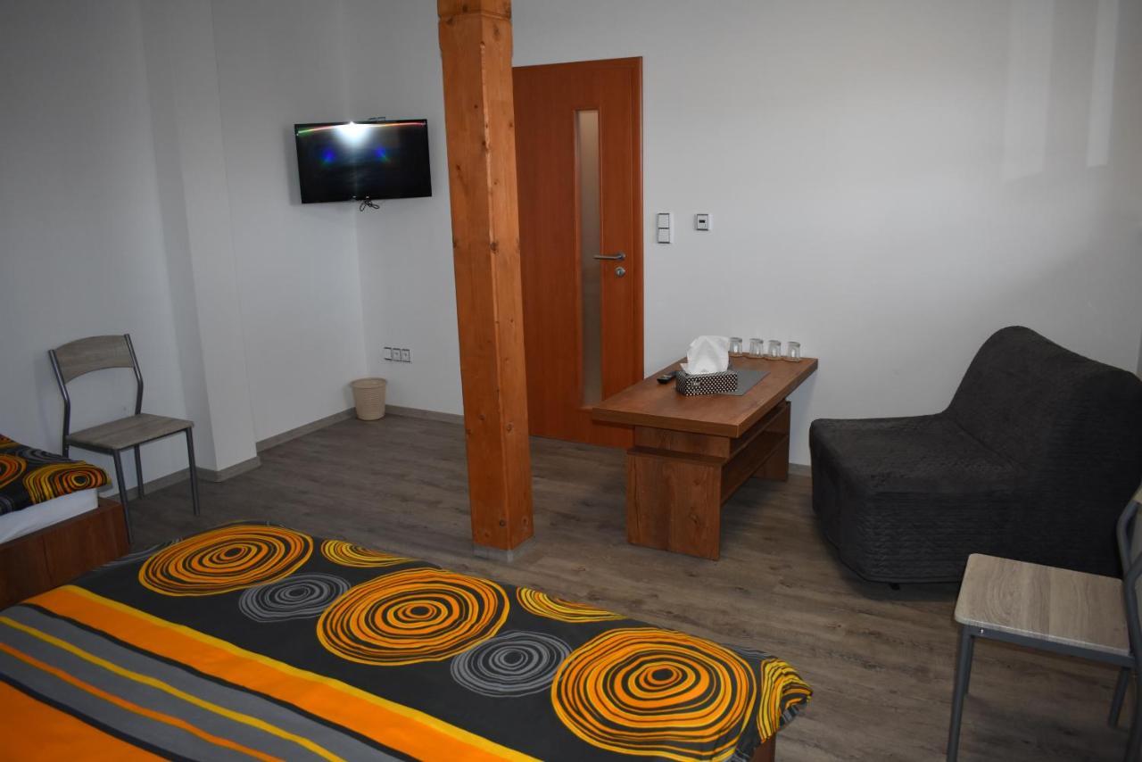 Motel Roubenka Tyniste nad Orlici Екстер'єр фото