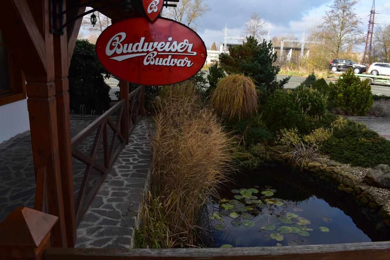 Motel Roubenka Tyniste nad Orlici Екстер'єр фото