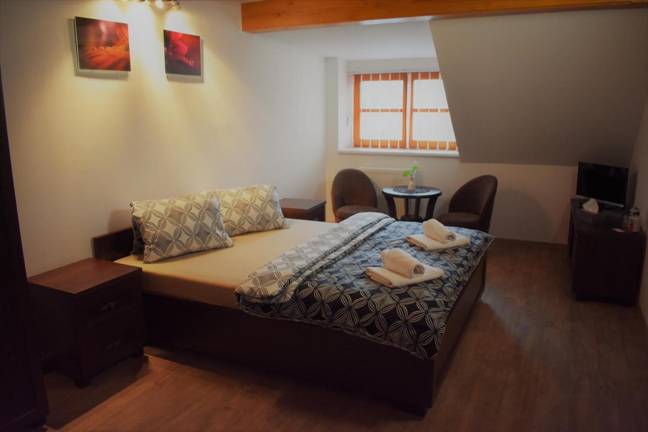 Motel Roubenka Tyniste nad Orlici Екстер'єр фото