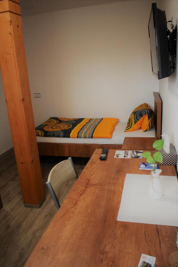 Motel Roubenka Tyniste nad Orlici Екстер'єр фото