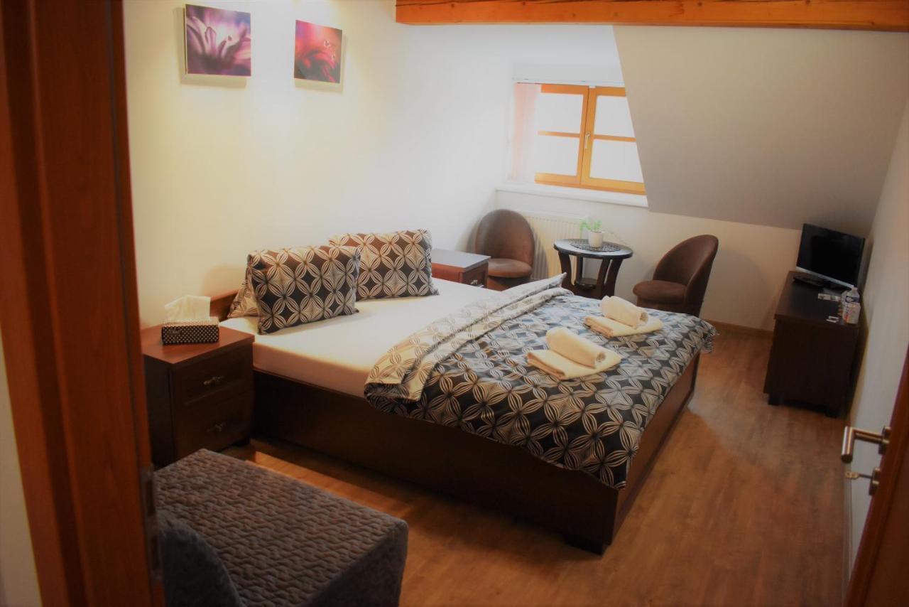 Motel Roubenka Tyniste nad Orlici Екстер'єр фото