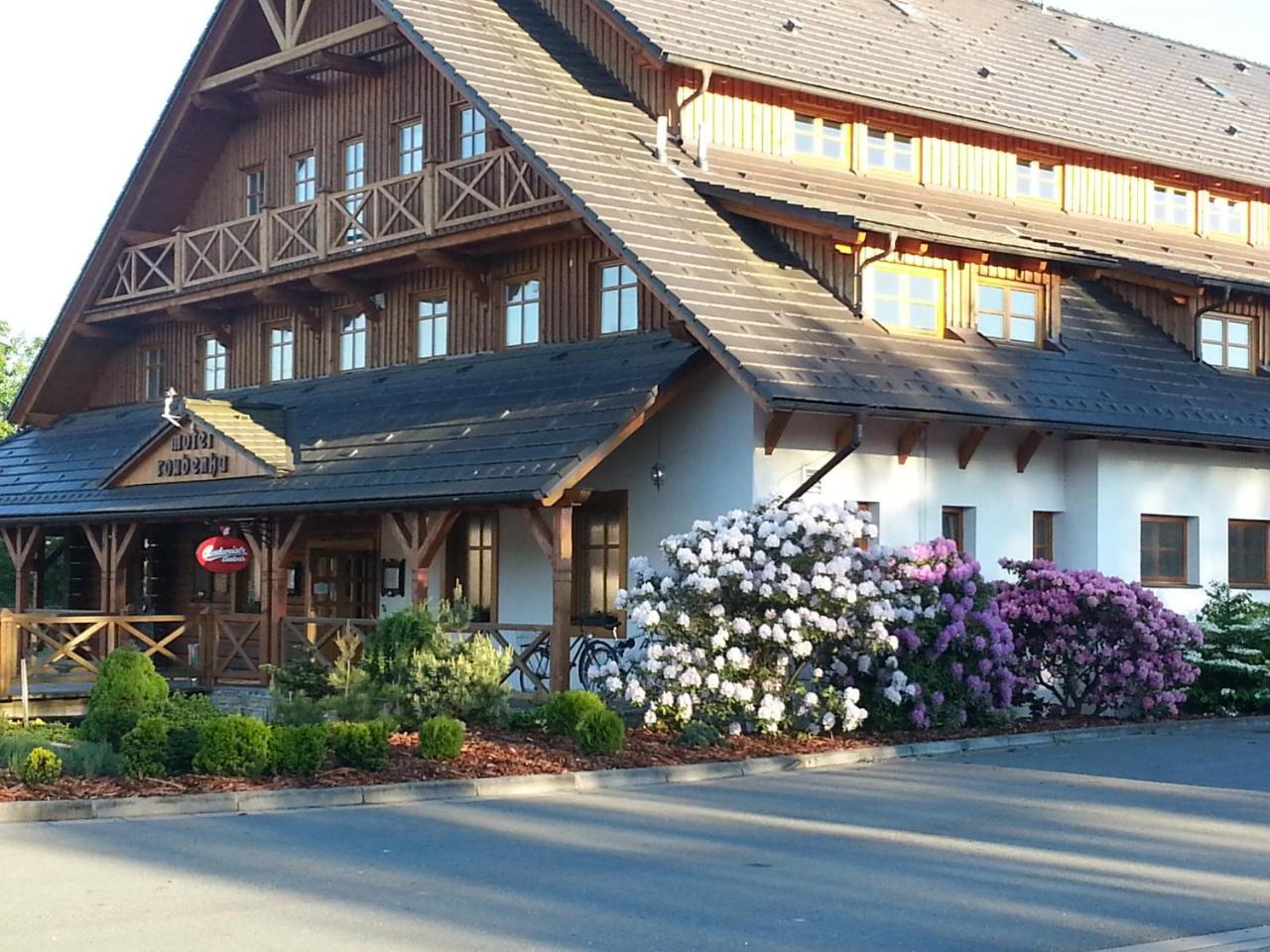 Motel Roubenka Tyniste nad Orlici Екстер'єр фото